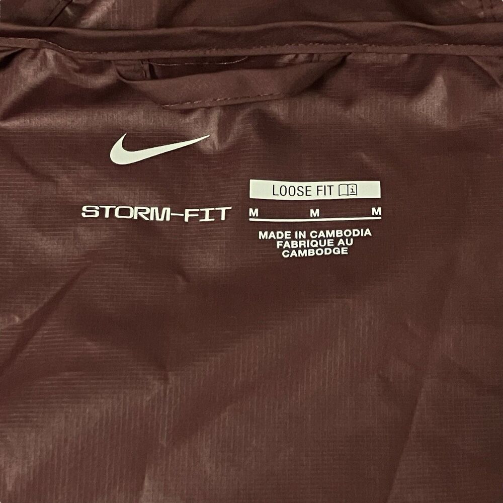 Nike FC Rain Jacket Mens M Burgundy Red Storm Fit Hooded Football DQ5202-652 New - Picture 4 of 15